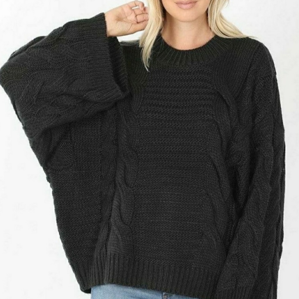 Women’s Zenana Outfitters Black Bubble Sleeve Sweater Small & Large
